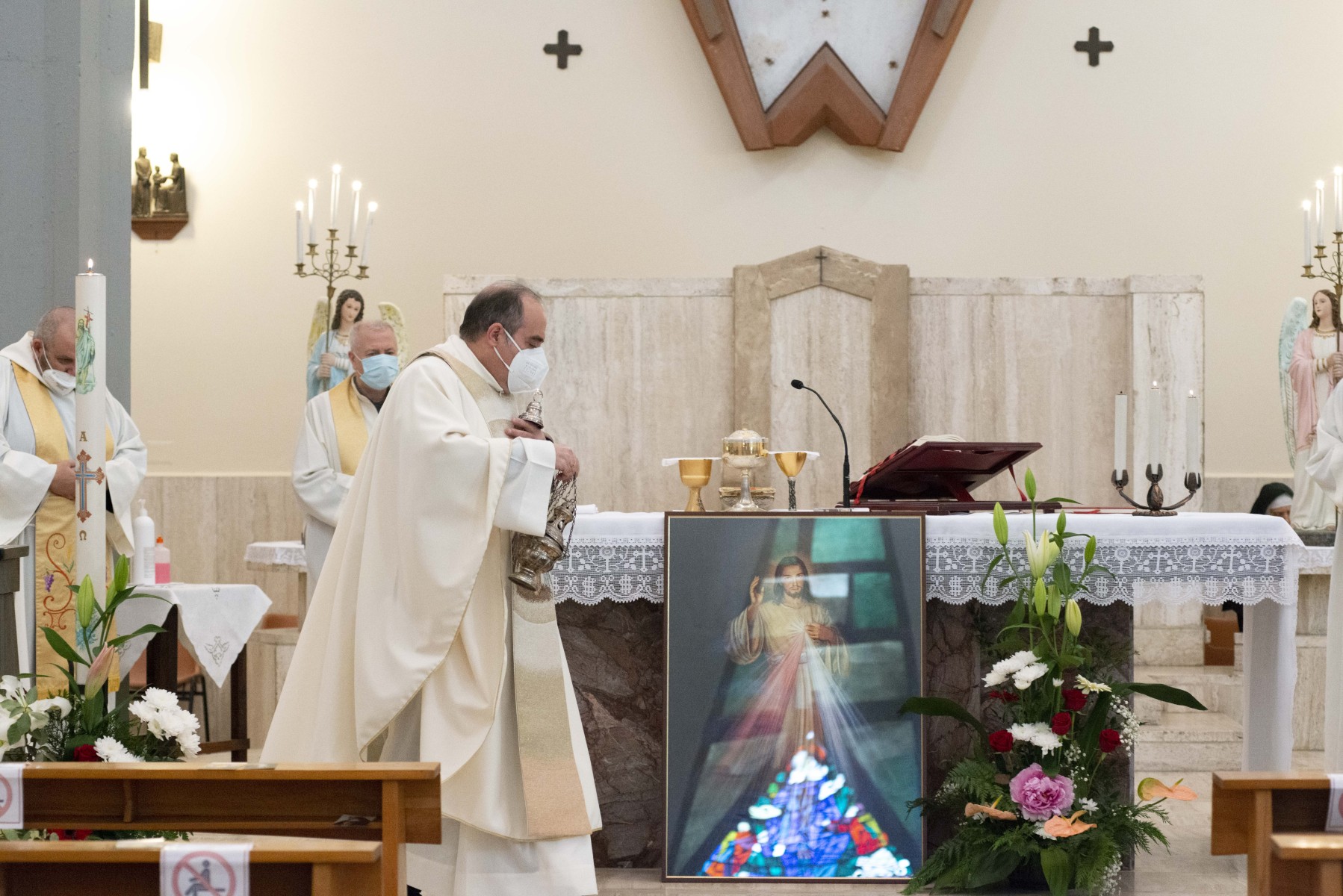 M_S_Cuore__Divina_Misericordia_119_nascita_2022_04_24_DSC9306