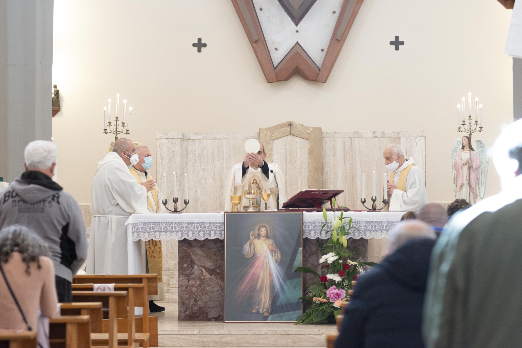 M_S_Cuore__Divina_Misericordia_119_nascita_2022_04_24_DSC9324